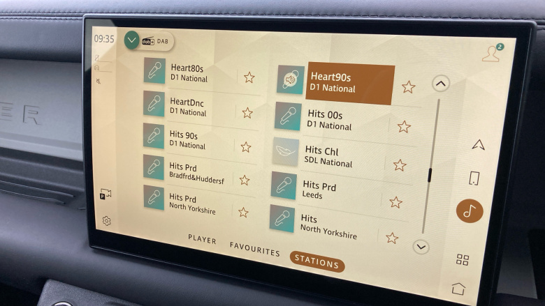 Land Rover Defender 2.0 P300 X-Dynamic HSE 110 5dr Auto Petrol Estate